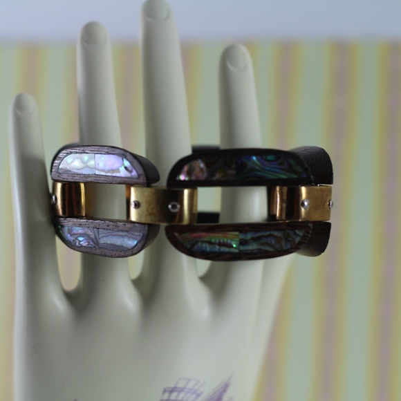 Henri Bendel Wood and Mother of Pearl Bracelet - Picture 13 of 16